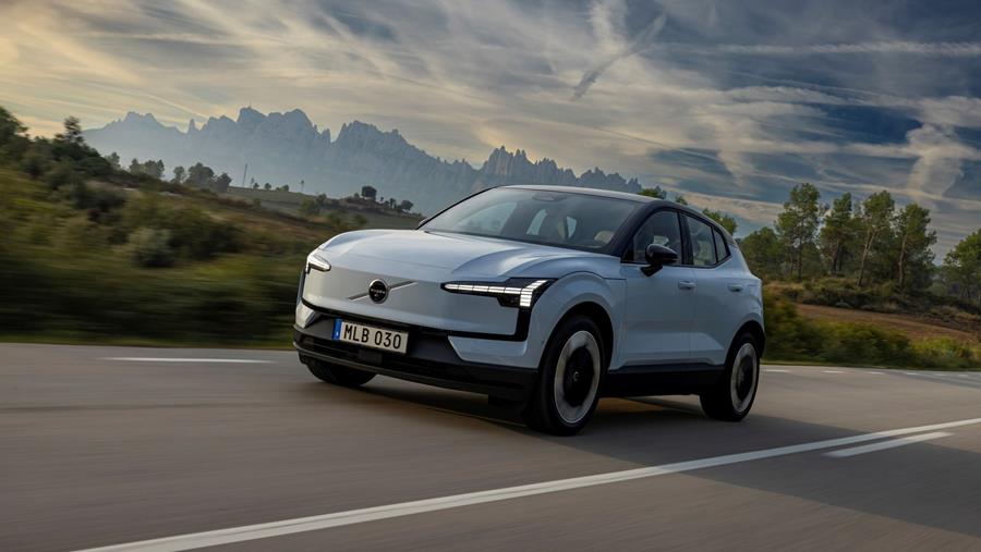 Huit commandes de voiture sur dix concernent des véhicules 100% électriques