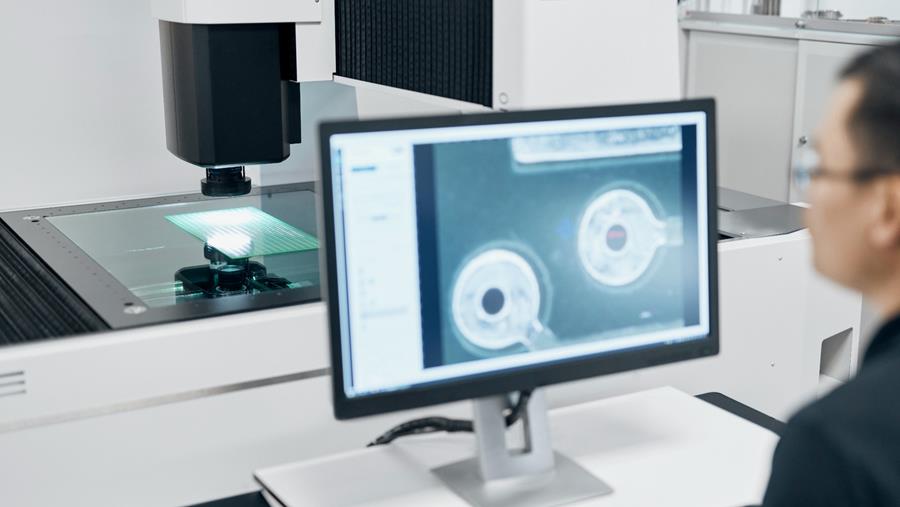 Comment gérer un excès de pression sur la cabine de métrologie?