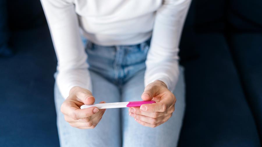 Negen Belgen op tien steunen recht op abortus
